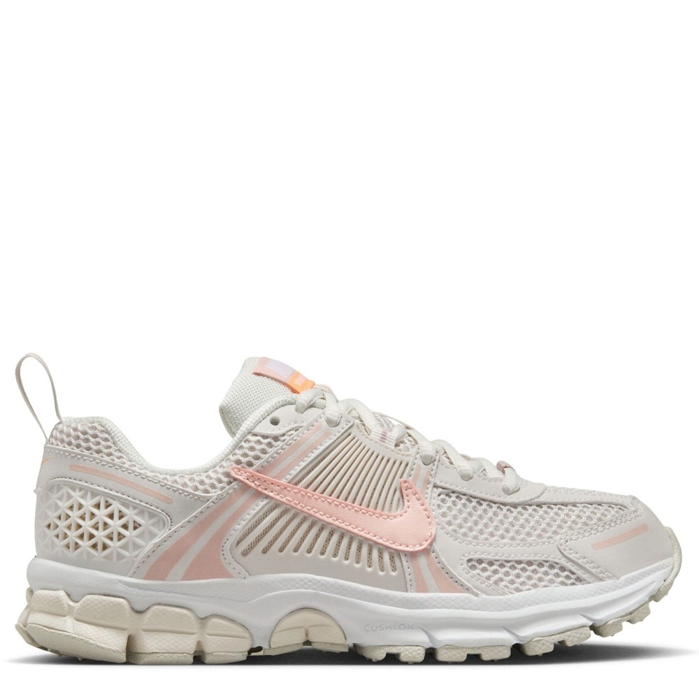 (Nike) Vomero 5 - Big Kid 4.5